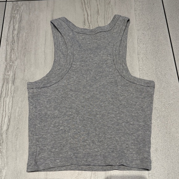 Sunday Best Aritzia Bundle of 2 Cropped Tank Tops - Picture 5 of 8